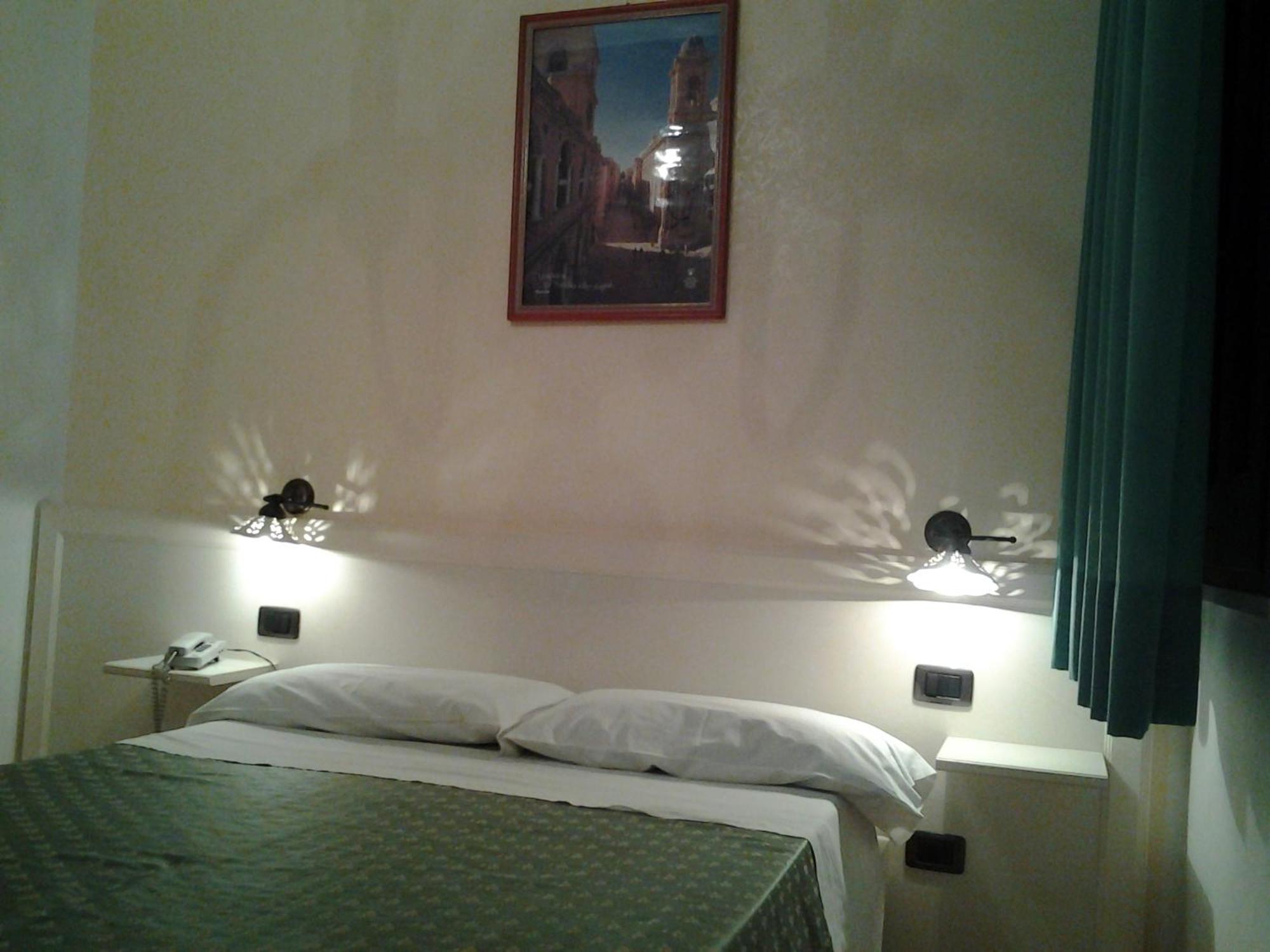 ולדריצ'ה History Hotel חדר תמונה